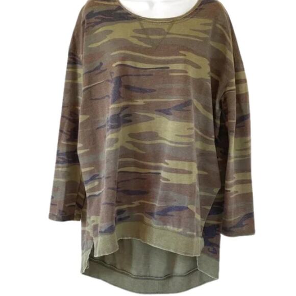 Others Follow Camoflauge Slide Slit Long Sleeve Tunic Size XS - Picture 2 of 2